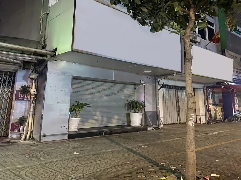 호치민 원투 가라오케 룸 인테리어
