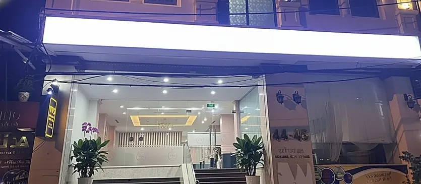 하노이 VVS 가라오케 외관