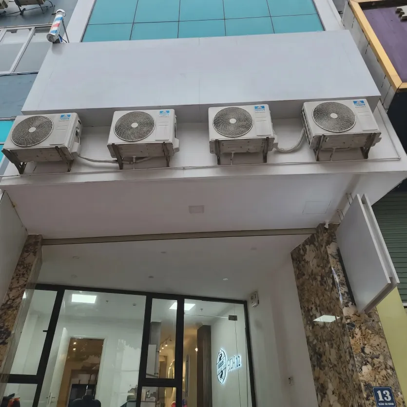하노이 이발관 바버12 독채 건물 입구